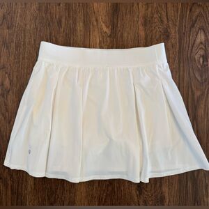 Lululemon White “Tennis Time” 15” Skirt Size 10